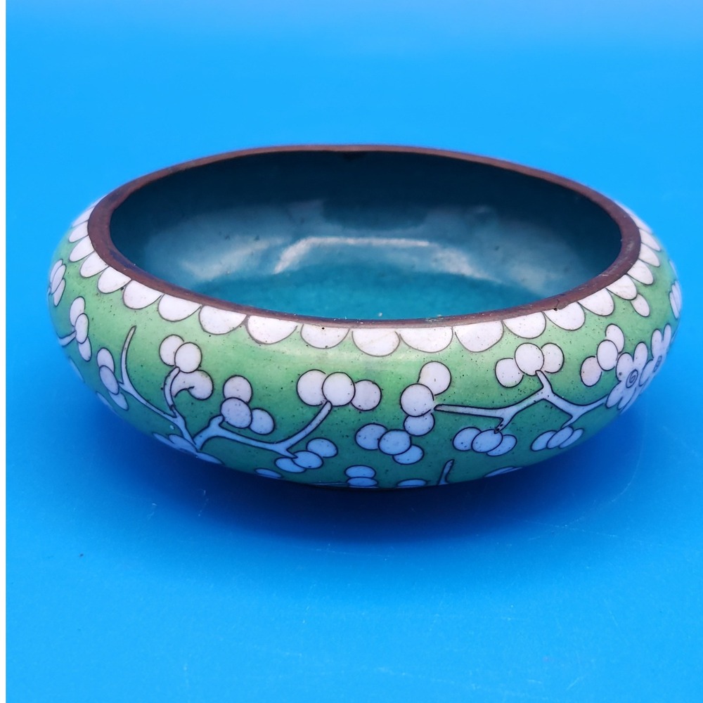 Vintage Chinese Cloisonne Enamel Bowl Green White Cherry Blossom Floral 3.75"